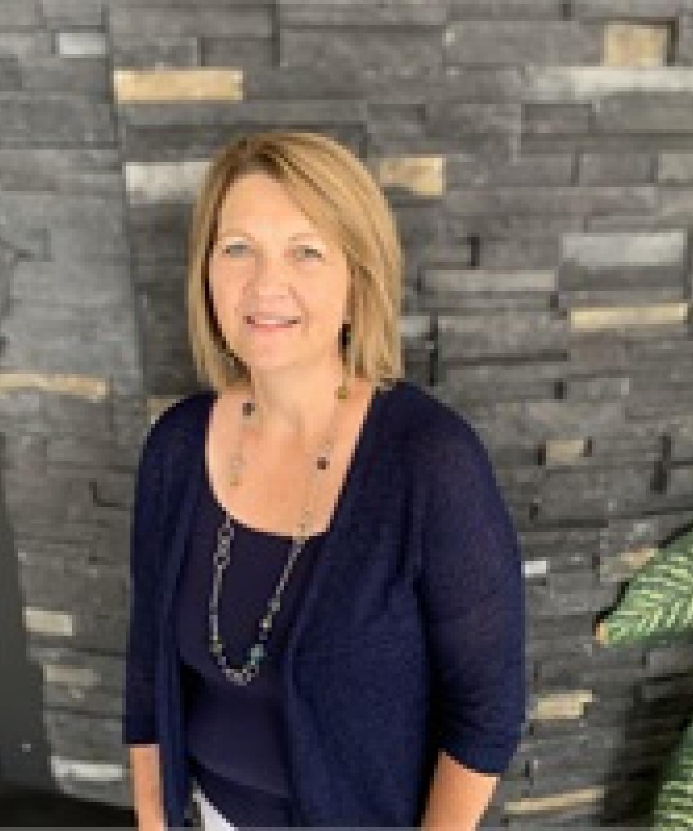 Linda Huck | Office Manager in Nebraska | Financial Partners